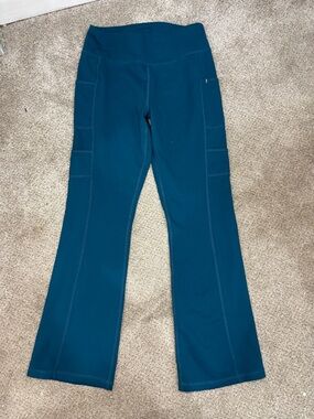 Jaanuu Medium Blue Green Yoga Flare High Rise Scrub Pants